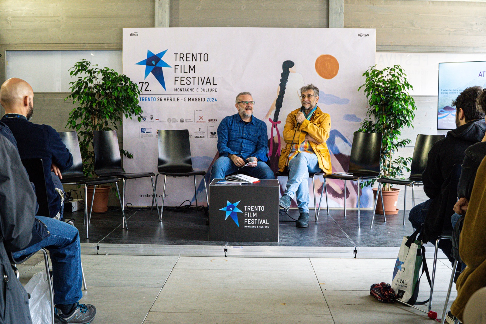 Un incontro sul palco del festival